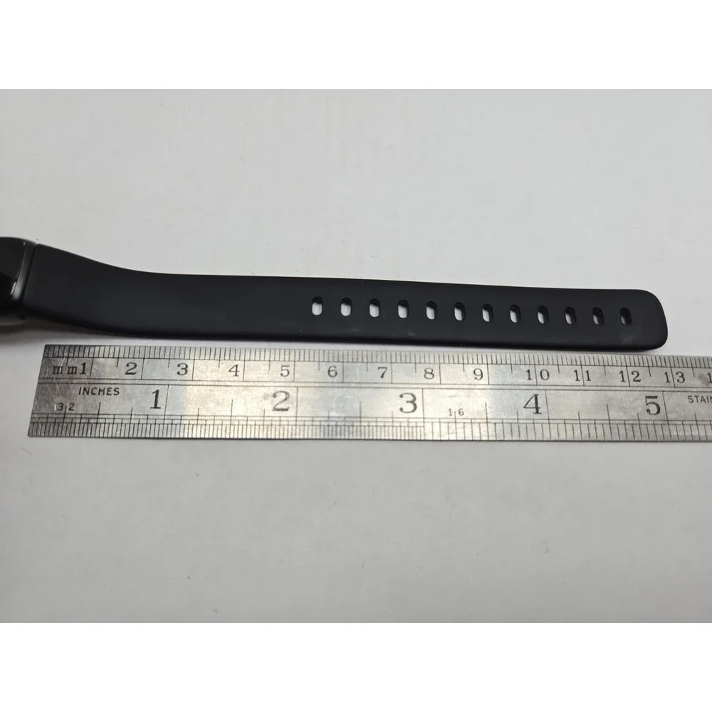 Fitbit Luxe Fitness Tracker FB422 Heart Rate Sleep Waterproof Bluetooth - Read